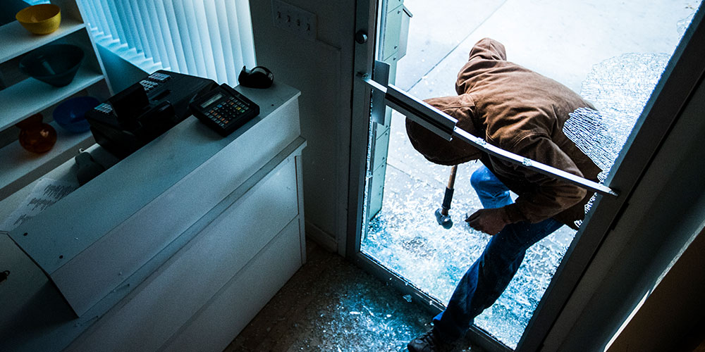 Prevent Nighttime Burglars From Dropping Into Your Business